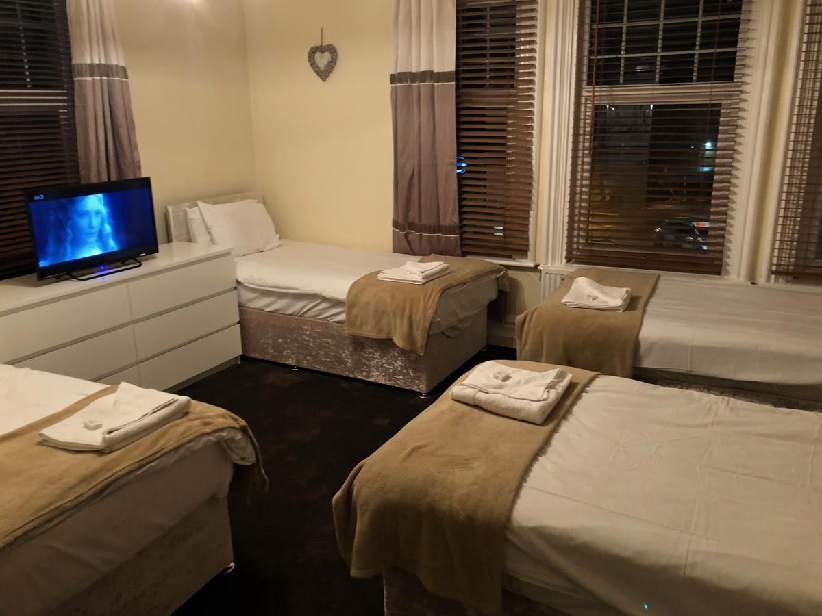 Station Inn Хексем Экстерьер фото